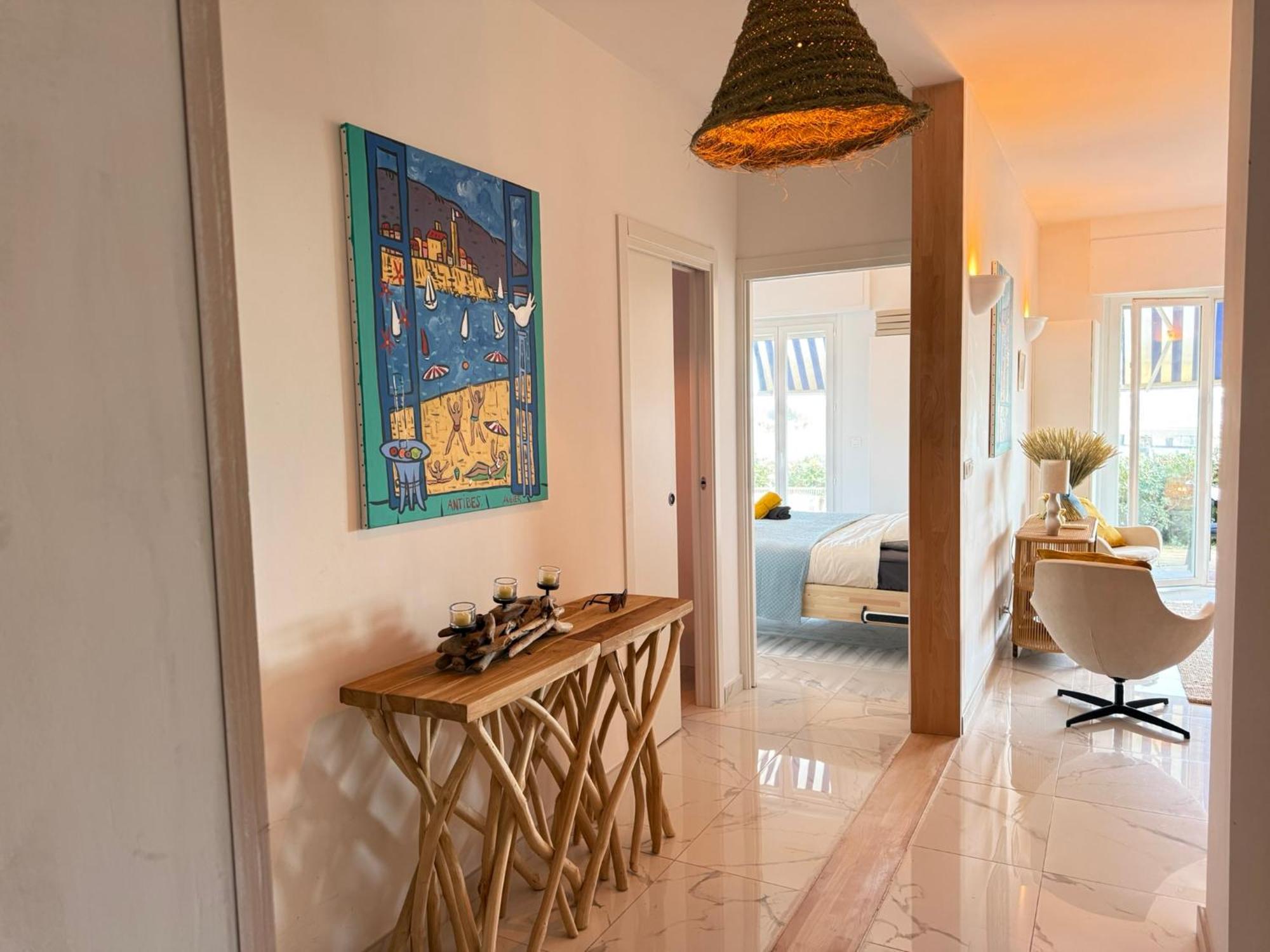 Large Luxury With Garden View Over The Ocean *