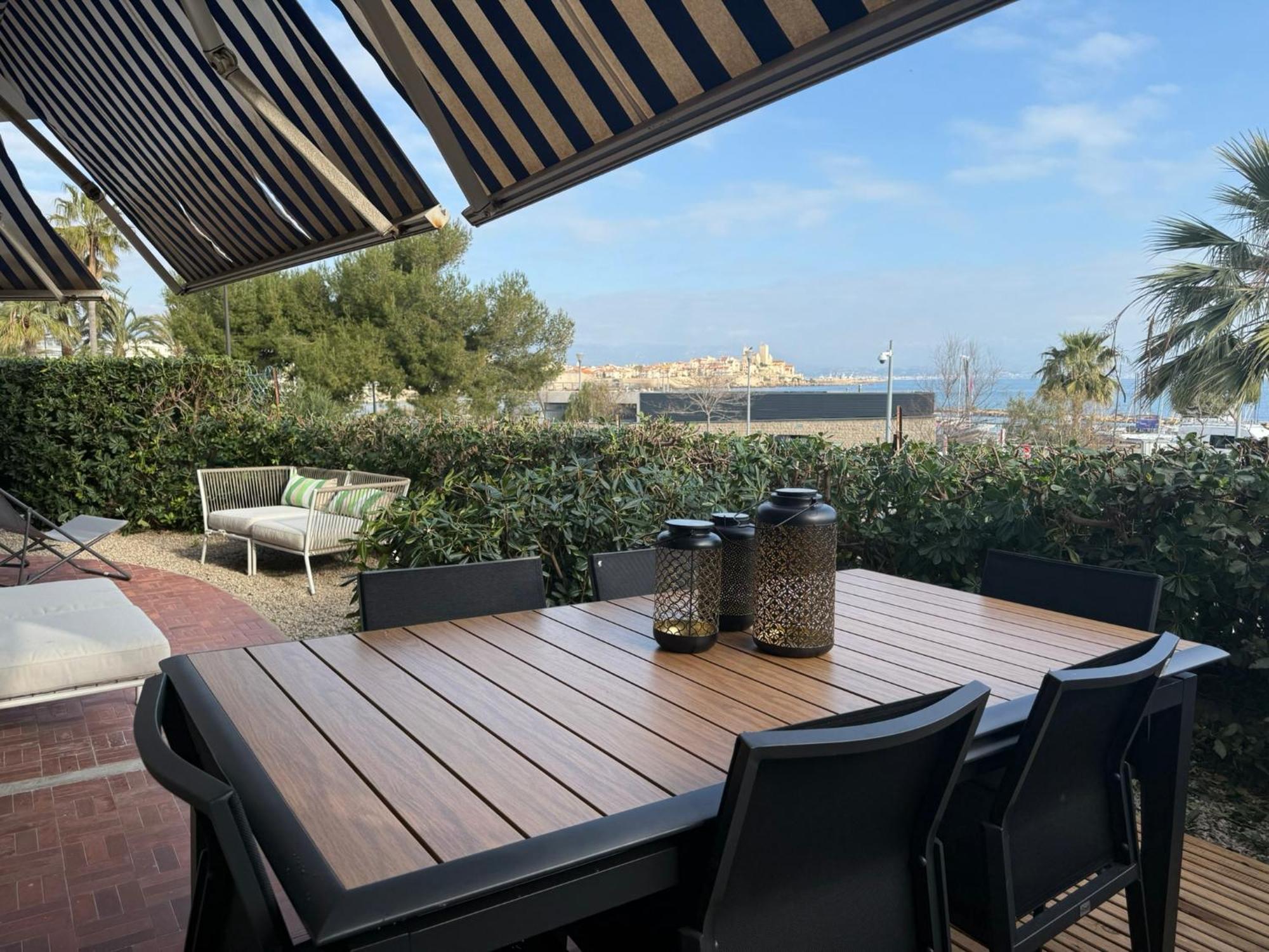 Large Luxury With Garden View Over The Ocean * Antibes